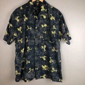 𝅺OKAI Margarita button down shirt size M